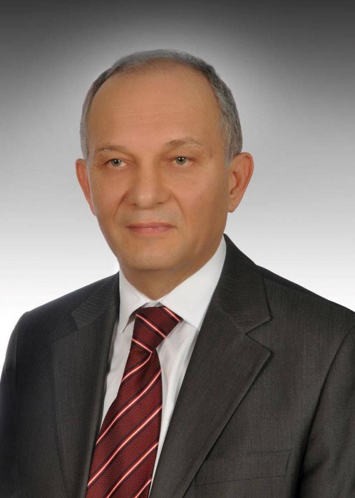Dr. Irfan Karagoz headshot